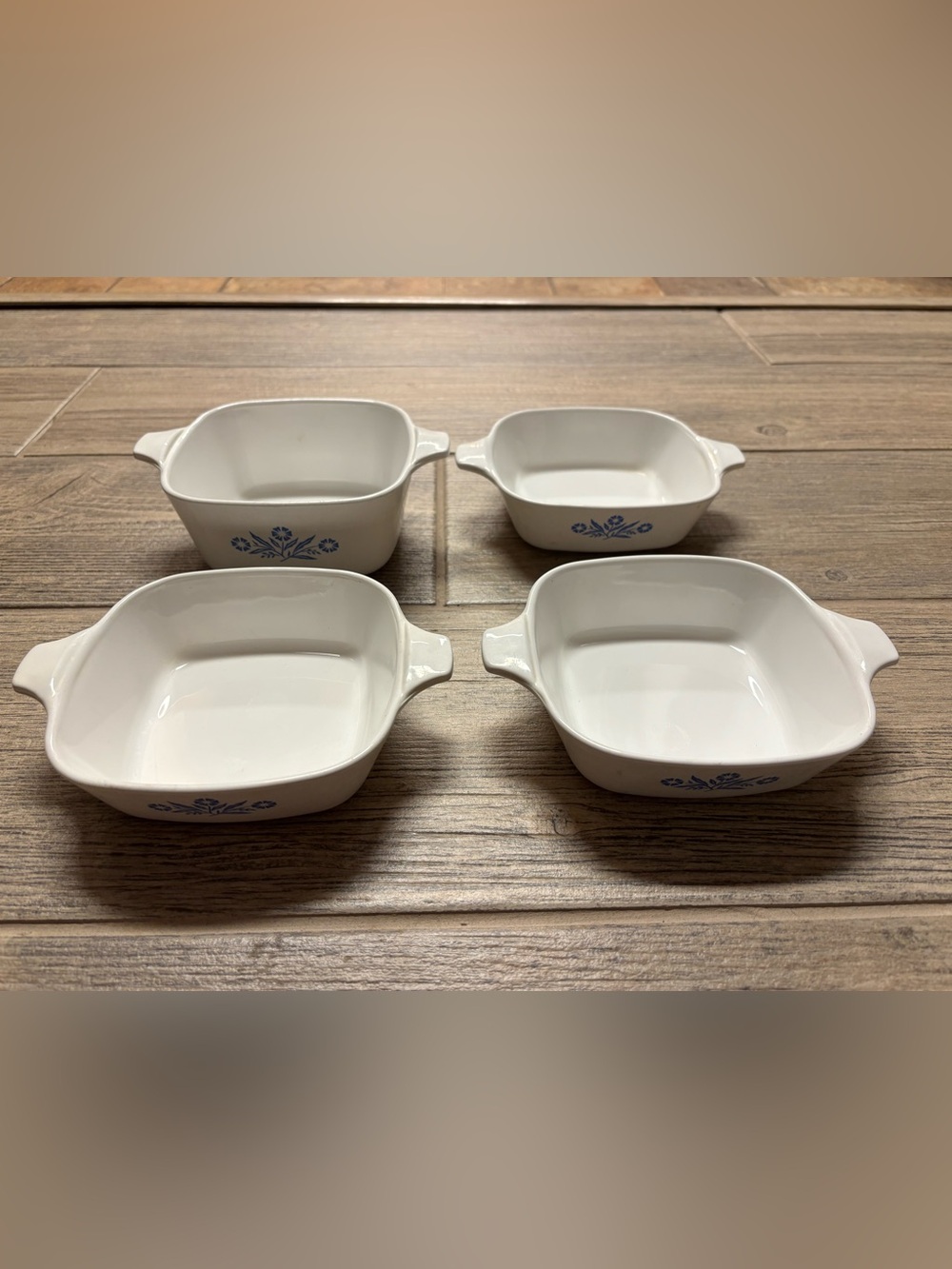 CorningWare Vintage individual casserole dish and Petite Pans - Bundle of 4